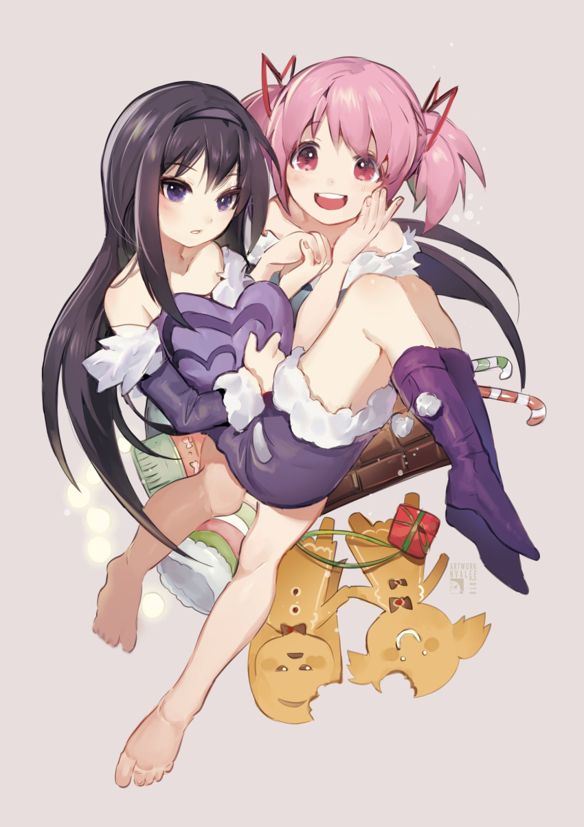 2girls, absurdres, akemi_homura, bare_legs, bare_shoulders, barefoot, black_hair, black_hairband