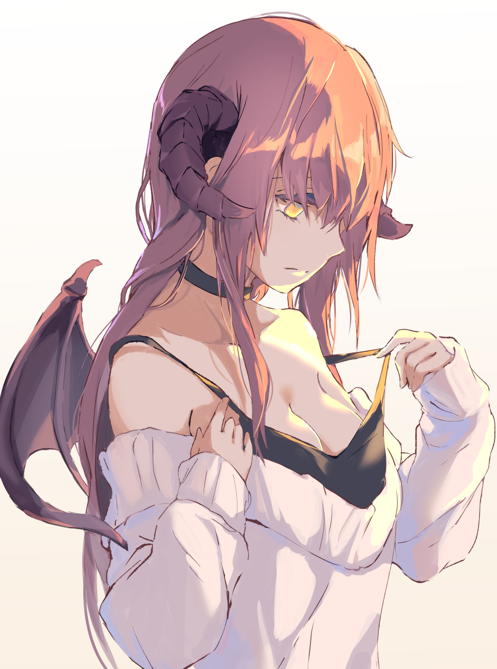 1girl, bangs, bare_shoulders, black_camisole, black_choker, breasts, brown_background, brown_eyes