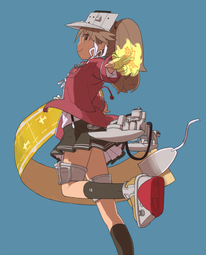 1girl, american_dog_wo, black_legwear, black_skirt, blue_background, brown_eyes, brown_hair, closed_mouth