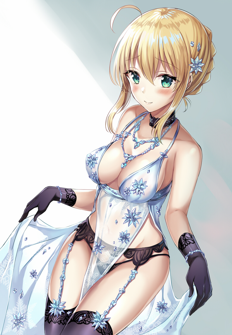 1girl, ahoge, artoria_pendragon_(all), artoria_pendragon_(lancer_alter), artoria_pendragon_(lancer_alter)_(cosplay), babydoll, babydoll_lift, bangs