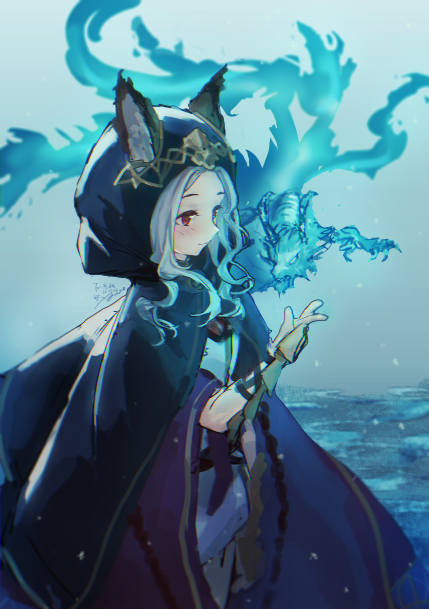 1girl, 1other, absurdres, animal_ears, bangs, blush, cat_ears, cloak, closed_mouth, commentary_request, dragon, ears_through_headwear, erune, granblue_fantasy, hand_up, highres, hood, hooded_cloak, huang_quan_soul, huge_filesize, long_hair, red_eyes, scathacha_(granblue_fantasy), silver_hair, simple_background, smile, solo