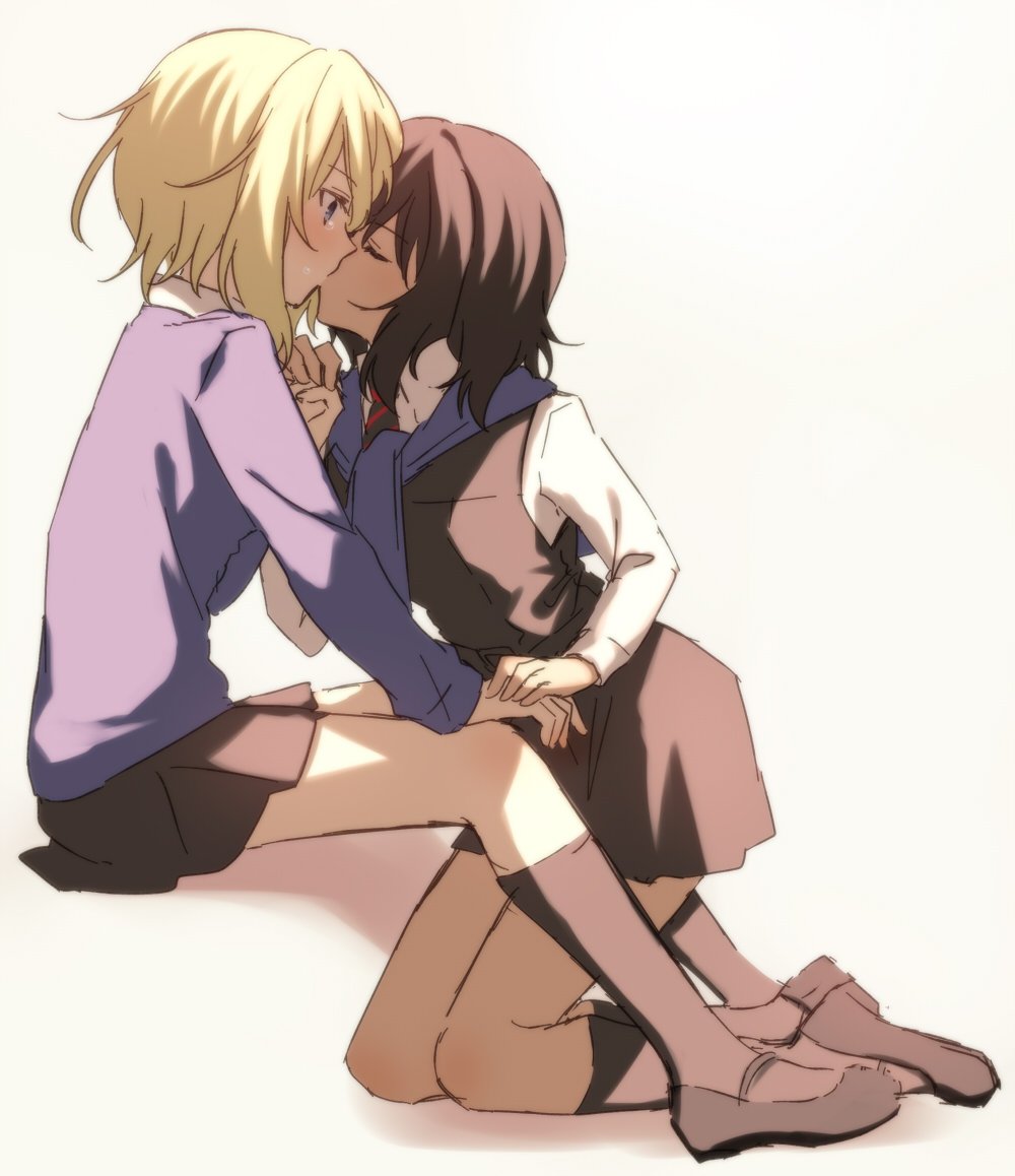 2girls, amazuki_jou, andou_(girls_und_panzer), bangs, bc_freedom_school_uniform, black_footwear, black_hair, black_legwear