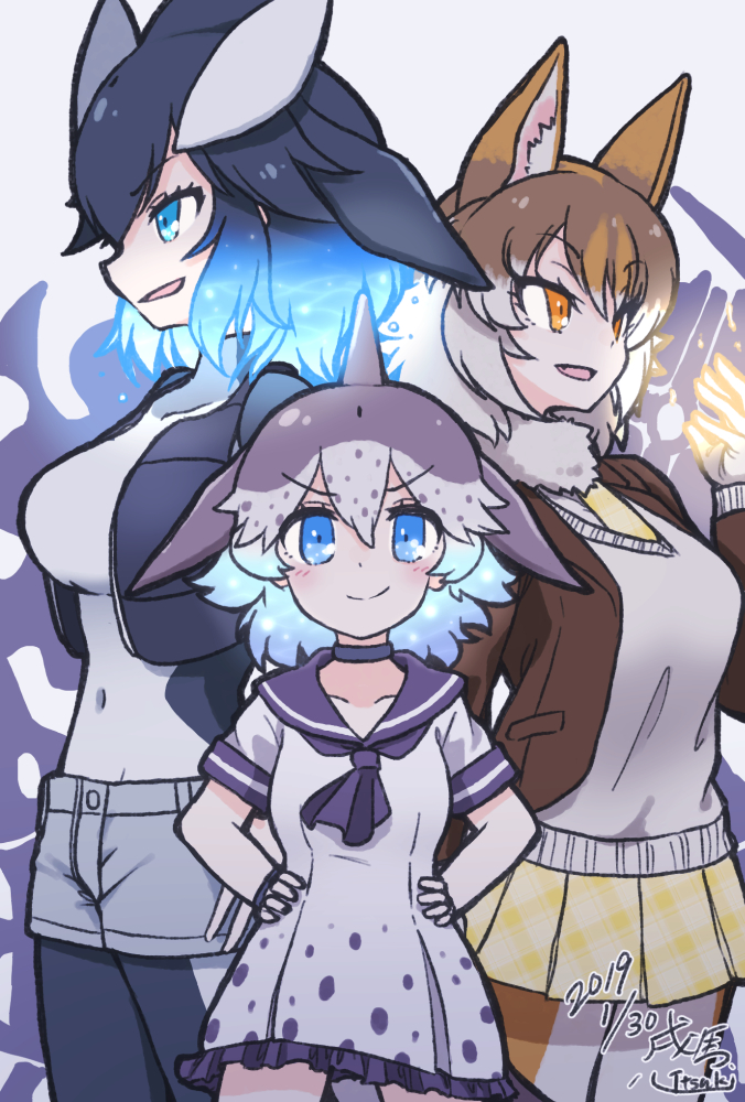 3girls, animal_ears, ascot, bangs, bare_arms, black_hair, black_vest, blue_eyes
