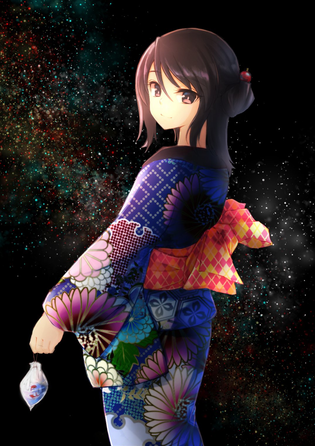1girl, alternate_hair_length, alternate_hairstyle, bag, bagged_fish, bangs, black_sky, blue_kimono, brown_eyes, brown_hair, closed_mouth, commentary, cowboy_shot, eyebrows_visible_through_hair, fish, from_behind, girls_und_panzer, goldfish, hair_ornament, hair_up, hairpin, highres, holding, japanese_clothes, kimono, long_sleeves, looking_at_viewer, looking_back, medium_hair, mika_(girls_und_panzer), night, night_sky, no_hat, no_headwear, obi, outdoors, print_kimono, sash, sky, smile, solo, standing, star_(sky), starry_sky, swept_bangs, umxzo, wide_sleeves