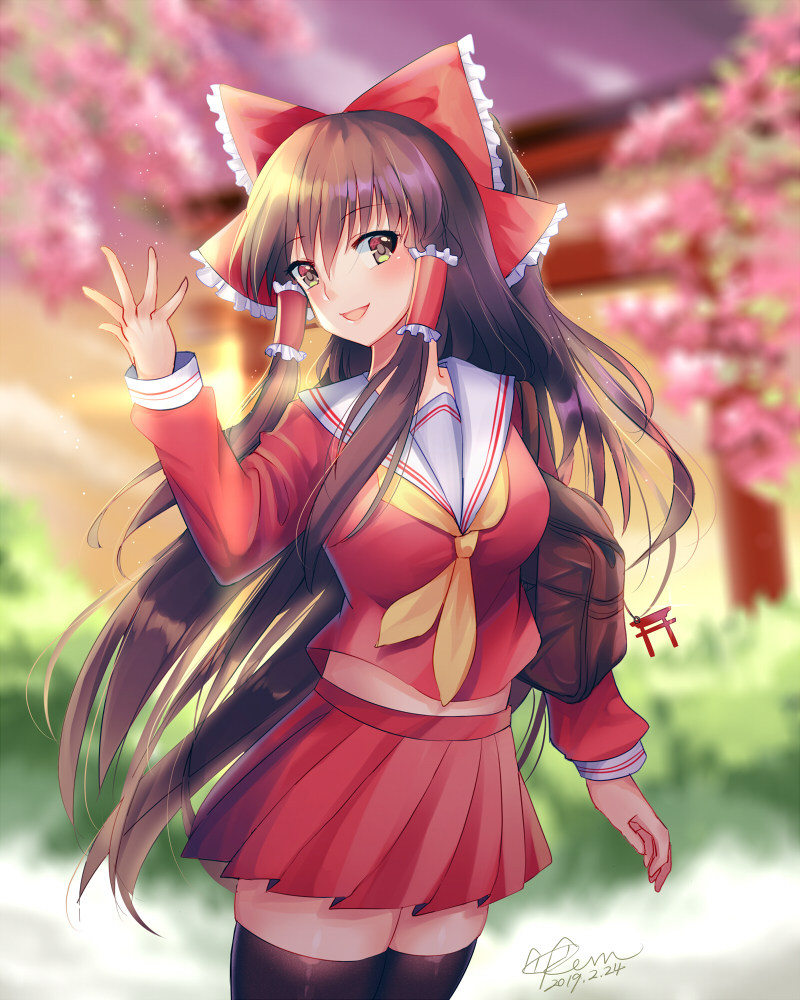 1girl, adapted_costume, bag, bag_on_shoulder, black_legwear, blush, bow, brown_eyes