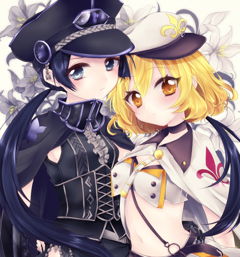 2girls, arm_around_waist, black_choker, black_hair, blonde_hair, blush, brown_eyes, capelet
