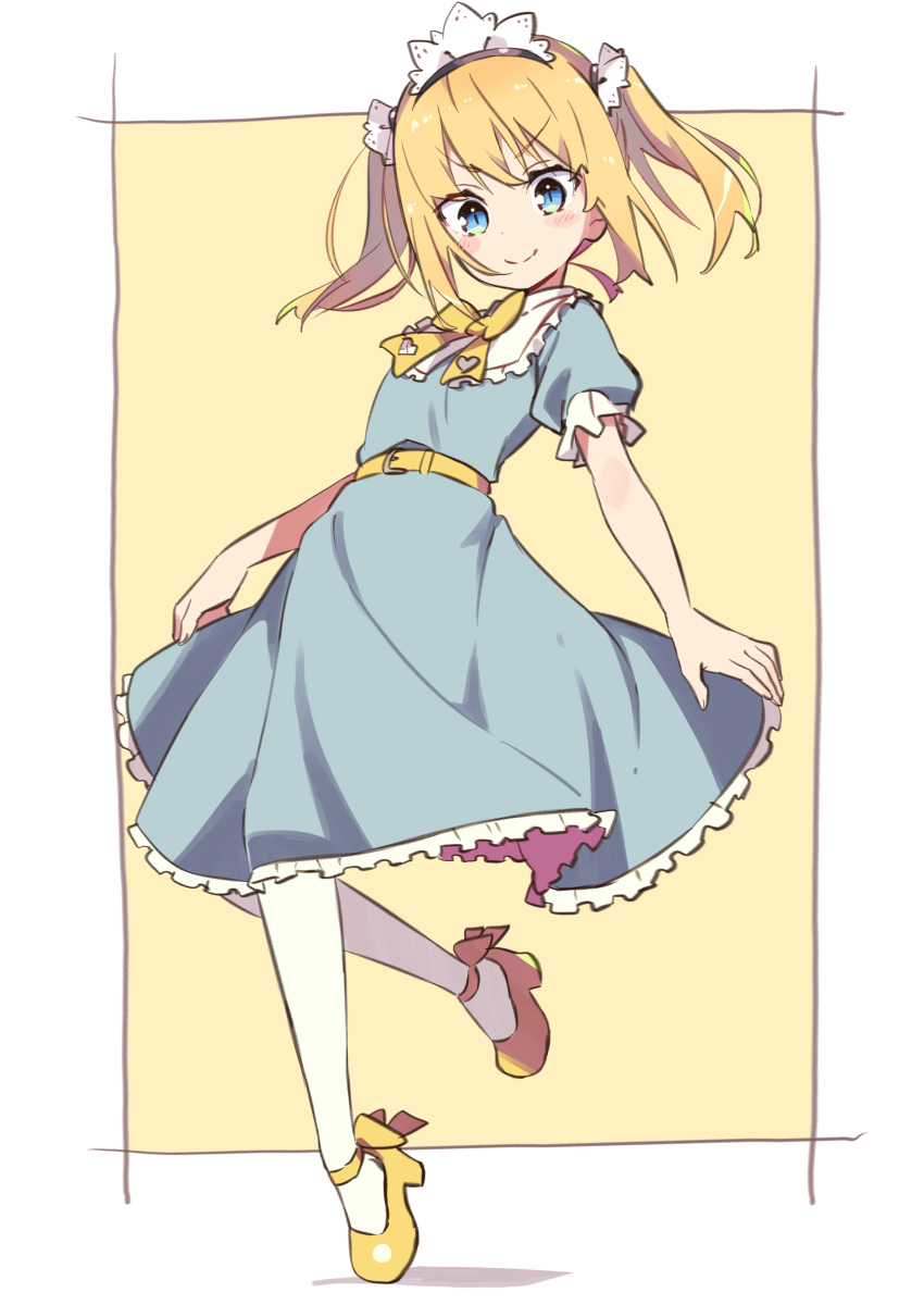 1girl, absurdres, amaryllis_class, bangs, belt, belt_buckle, blonde_hair, blue_dress, blue_eyes, blush, bow, brown_background, buckle, closed_mouth, dress, eyebrows_visible_through_hair, frilled_dress, frills, head_tilt, heart, heart_cutout, highres, kotohara_hinari, pantyhose, puffy_short_sleeves, puffy_sleeves, shadow, shoes, short_sleeves, smile, solo, standing, standing_on_one_leg, tama_(tama-s), tiptoes, twintails, two-tone_background, virtual_youtuber, white_background, white_legwear, yellow_belt, yellow_bow, yellow_footwear