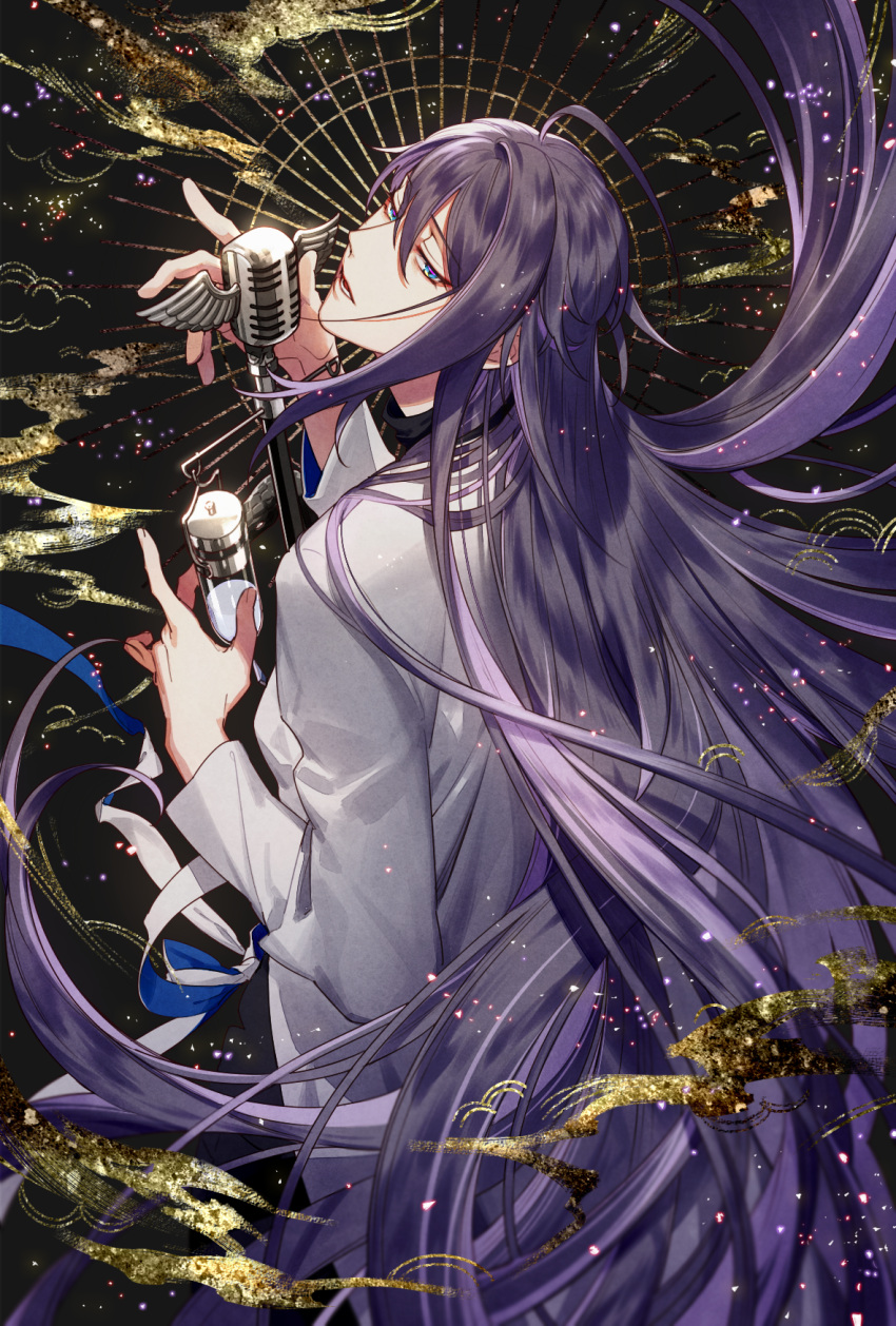 1boy, black_background, blue_eyes, highres, holding, holding_microphone, hypnosis_mic, jinguuji_jakurai