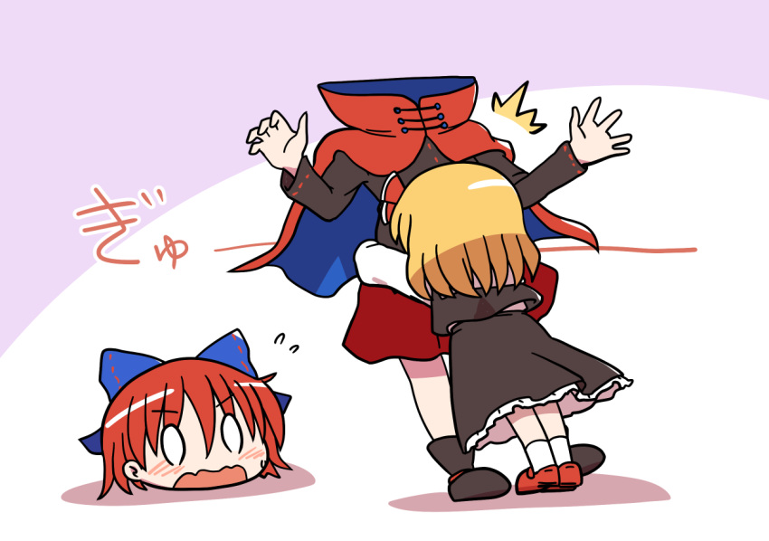 /\/\/\, 0_0, 2girls, ankle_boots, arms_up, black_footwear, black_shirt, black_skirt, black_vest, blonde_hair, blush, boots, bow, cape, chibi, commentary, disembodied_head, english_commentary, flying_sweatdrops, from_behind, hair_bow, hair_ribbon, hug, lavender_background, leaning_back, long_sleeves, mixed-language_commentary, multiple_girls, open_mouth, petticoat, red_cape, red_footwear, red_skirt, redhead, ribbon, rokugou_daisuke, rumia, sekibanki, shadow, shirt, short_hair, simple_background, skirt, standing, surprised, sweatdrop, touhou, two-tone_background, vest, white_background, white_legwear, white_shirt