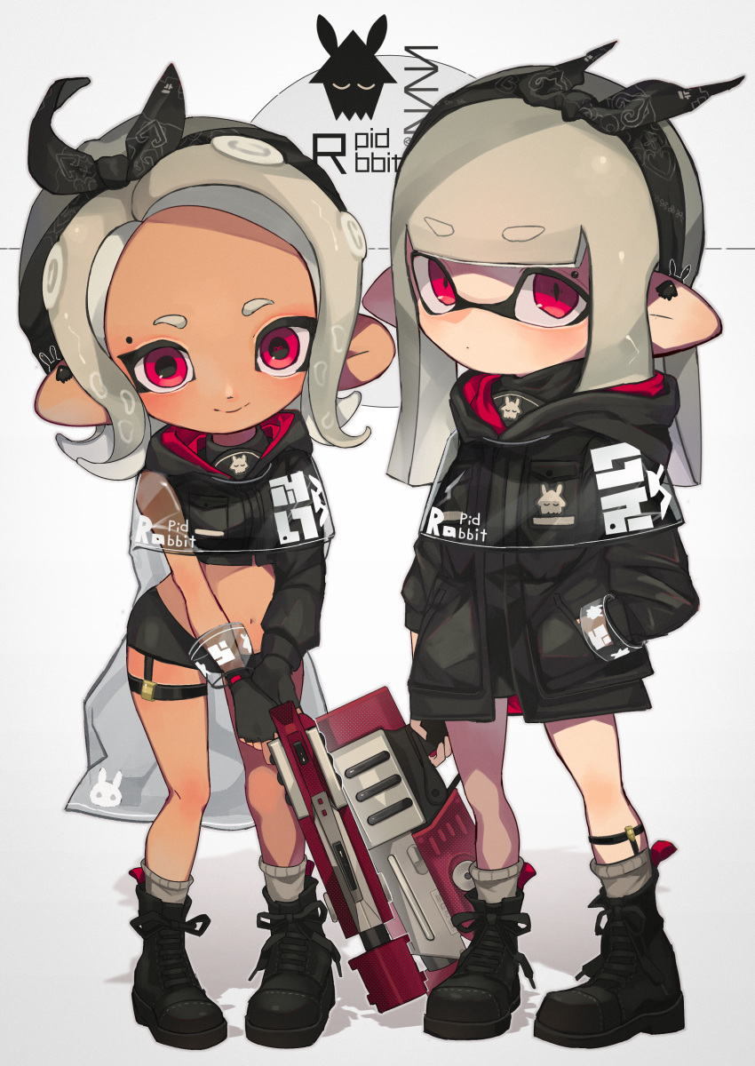 2girls, absurdres, ankle_boots, asymmetrical_sleeves, bandanna, bangs, black_footwear, black_gloves