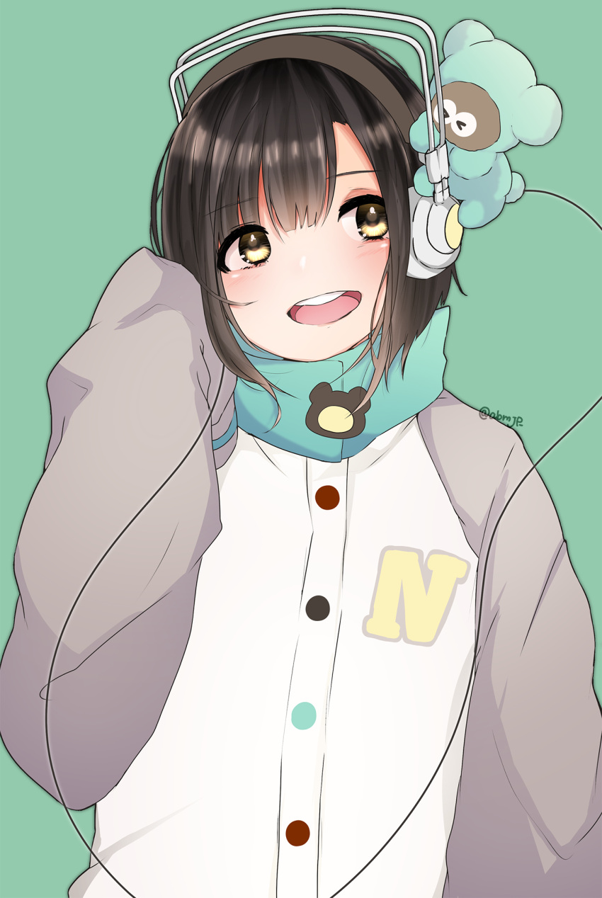 >_<, 1girl, :d, akabuchi_glasses, animal_print, aqua_scarf, bangs, bear
