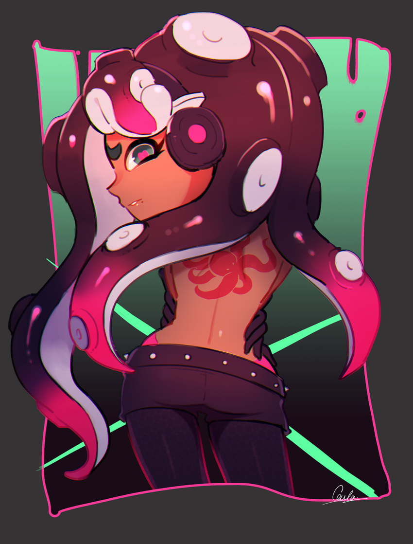 1girl, alternate_costume, aqua_eyes, back, back_tattoo, bare_back, black_gloves, black_legwear