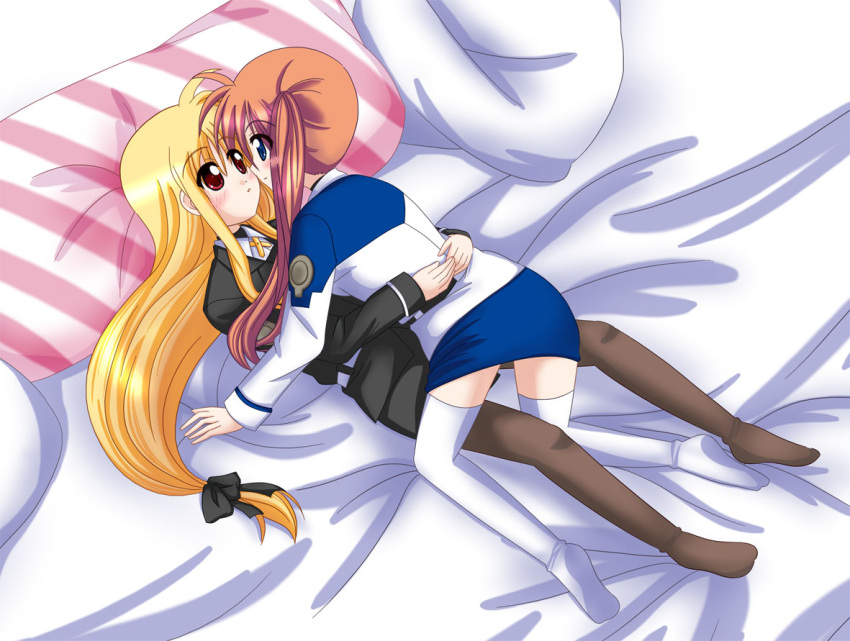 2girls, all_fours, bed, blonde_hair, blue_eyes, brown_hair, couple, eye_contact