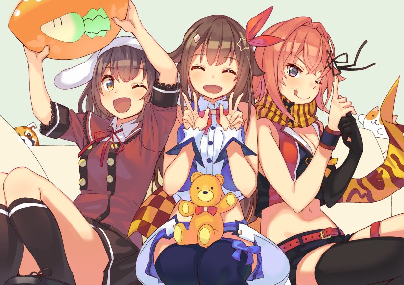 3girls, ankimo_(tokino_sora_channel), bangs, black_legwear, black_shorts, black_skirt, blue_shirt, blue_skirt