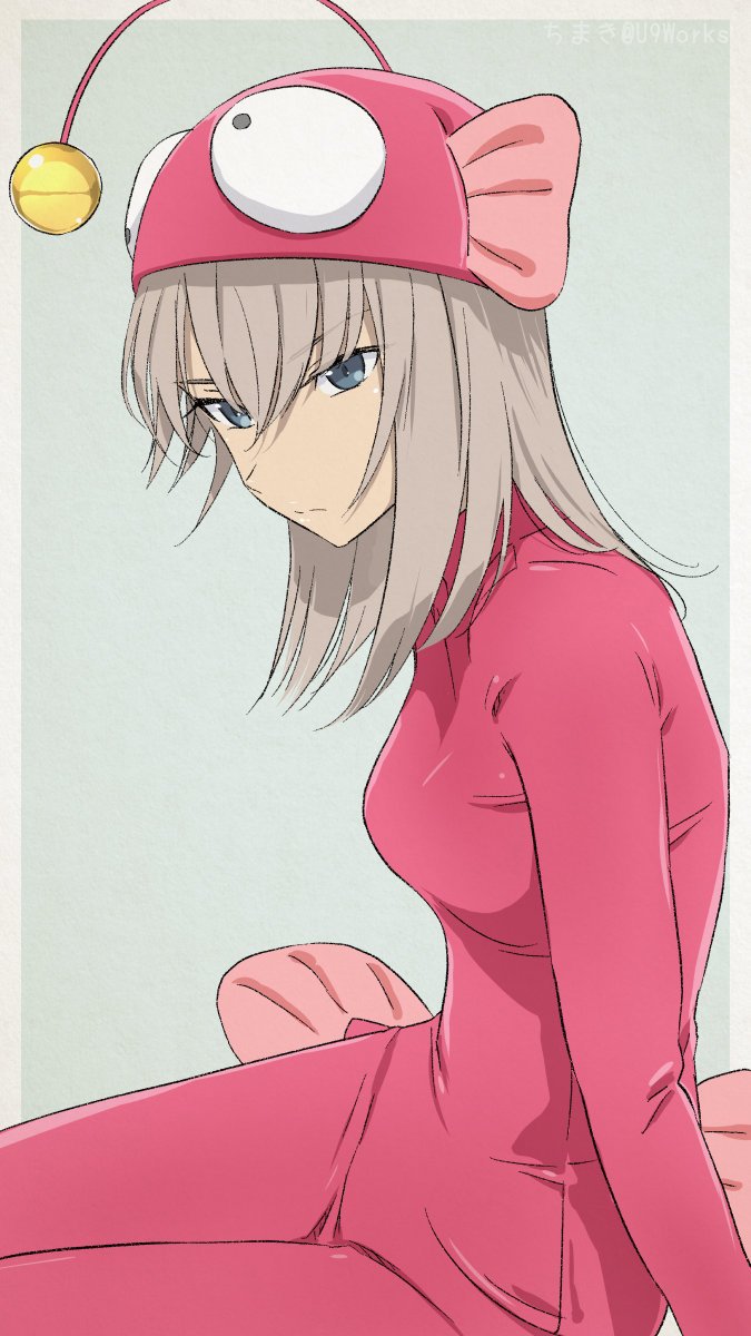 1girl, akagi_(fmttps), anglerfish_costume, artist_name, bangs, blue_eyes, bodysuit, closed_mouth