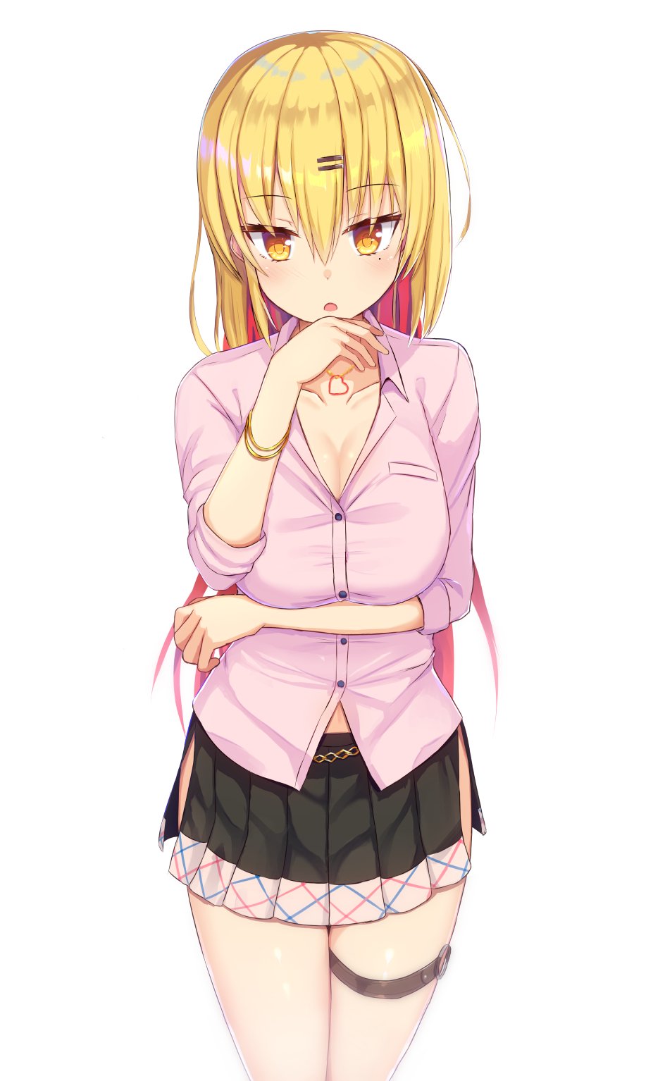arm_under_breasts, bracelet, breasts, chain_belt, cleavage, hair_ornament, hairpin, highres