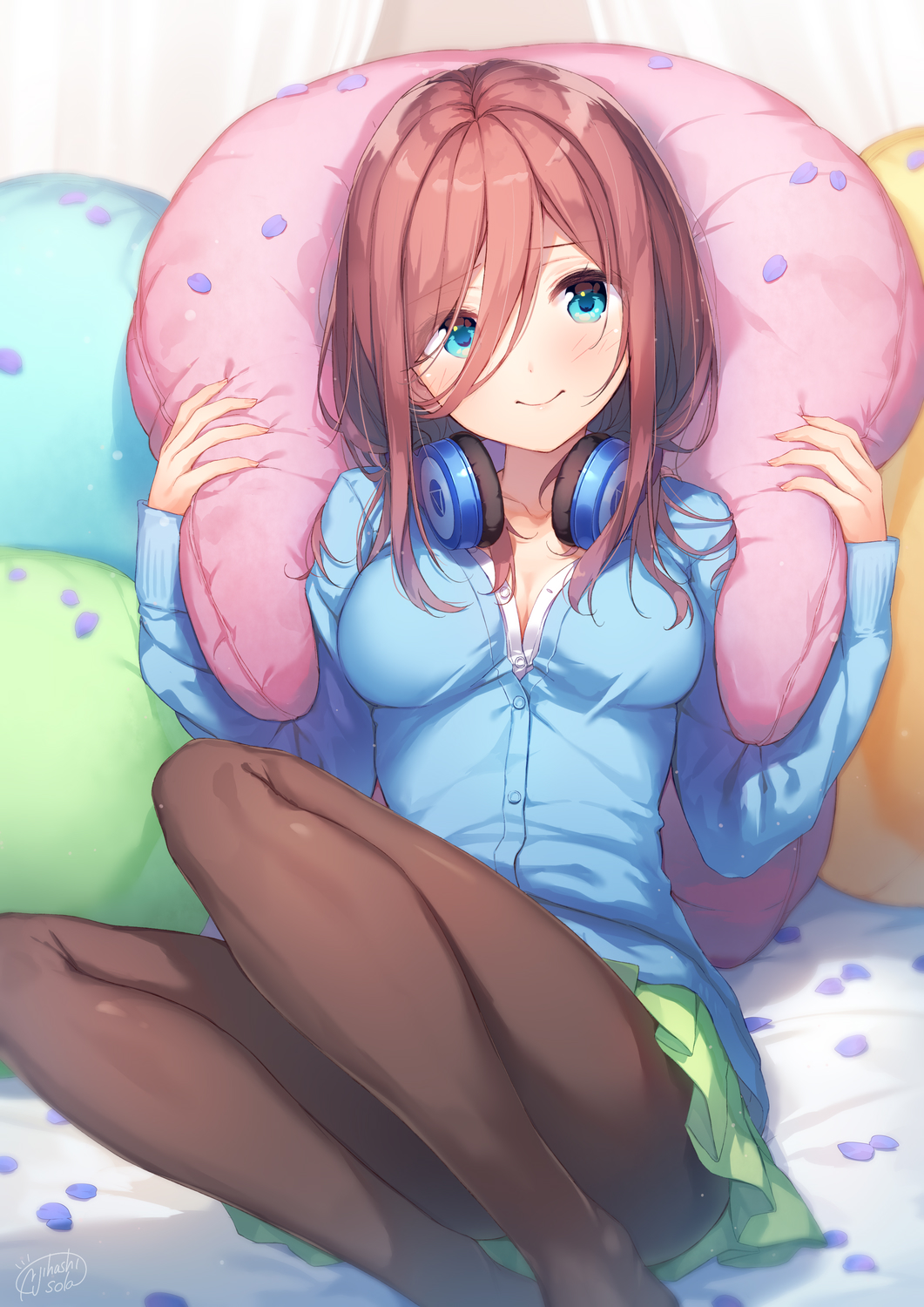 1girl, bangs, blue_cardigan, blue_eyes, blush, breasts, brown_hair, brown_legwear