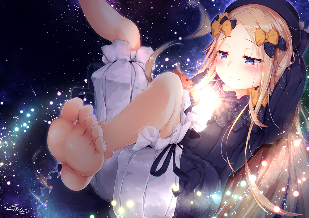 1girl, abigail_williams_(fate/grand_order), bad_feet, bangs, barefoot, black_bow, black_dress, black_headwear