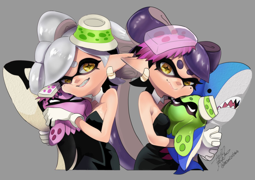 +_+, 2girls, bare_shoulders, callie_(splatoon), cheek_squash, closed_mouth, cousins, detached_collar