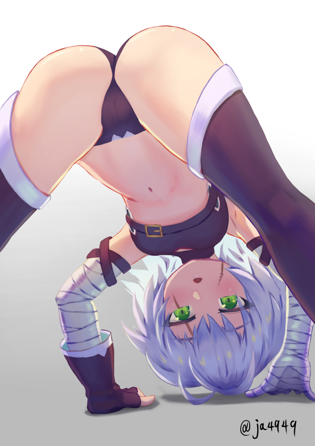 1girl, ahoge, all_fours, ass, bandaged_arm, bandages, bare_shoulders, belt, black_legwear, blush, breasts, cleavage_cutout, eyebrows_visible_through_hair, face, facial_scar, fate/apocrypha, fate/grand_order, fate_(series), from_behind, gloves, green_eyes, grey_hair, jack_the_ripper_(fate/apocrypha), looking_at_viewer, navel, nzz, scar, short_hair, single_glove, small_breasts, solo, tattoo, thigh-highs, twitter_username
