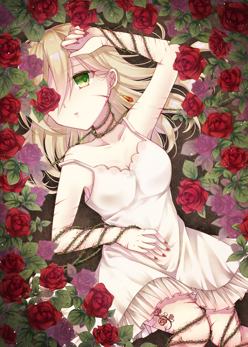 1girl, arm_up, bare_arms, bare_shoulders, blonde_hair, breasts, collarbone, commentary_request