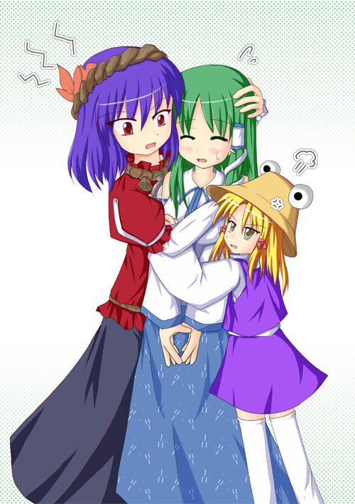 eyes, green_hair, hand_on_head, hat, hug, japanese_clothes, kochiya_sanae, long_hair, long_skirt, miko, moriya_suwako, purple_hair, rope, short_hair, skirt, thighhighs, touhou, yasaka_kanako, yuuki_shougo