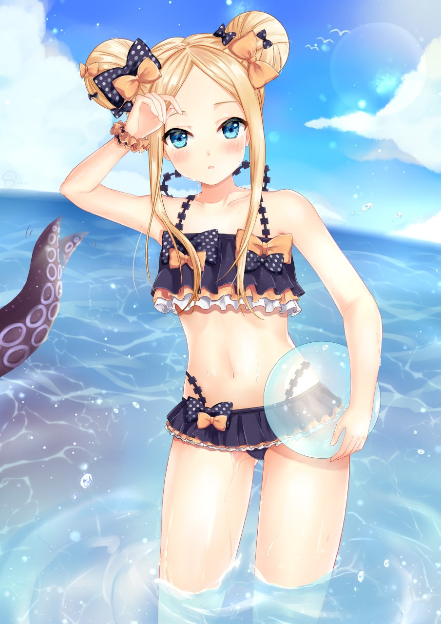 1girl, abigail_williams_(fate/grand_order), afterimage, arm_up, bangs, bare_arms, bare_shoulders, bikini