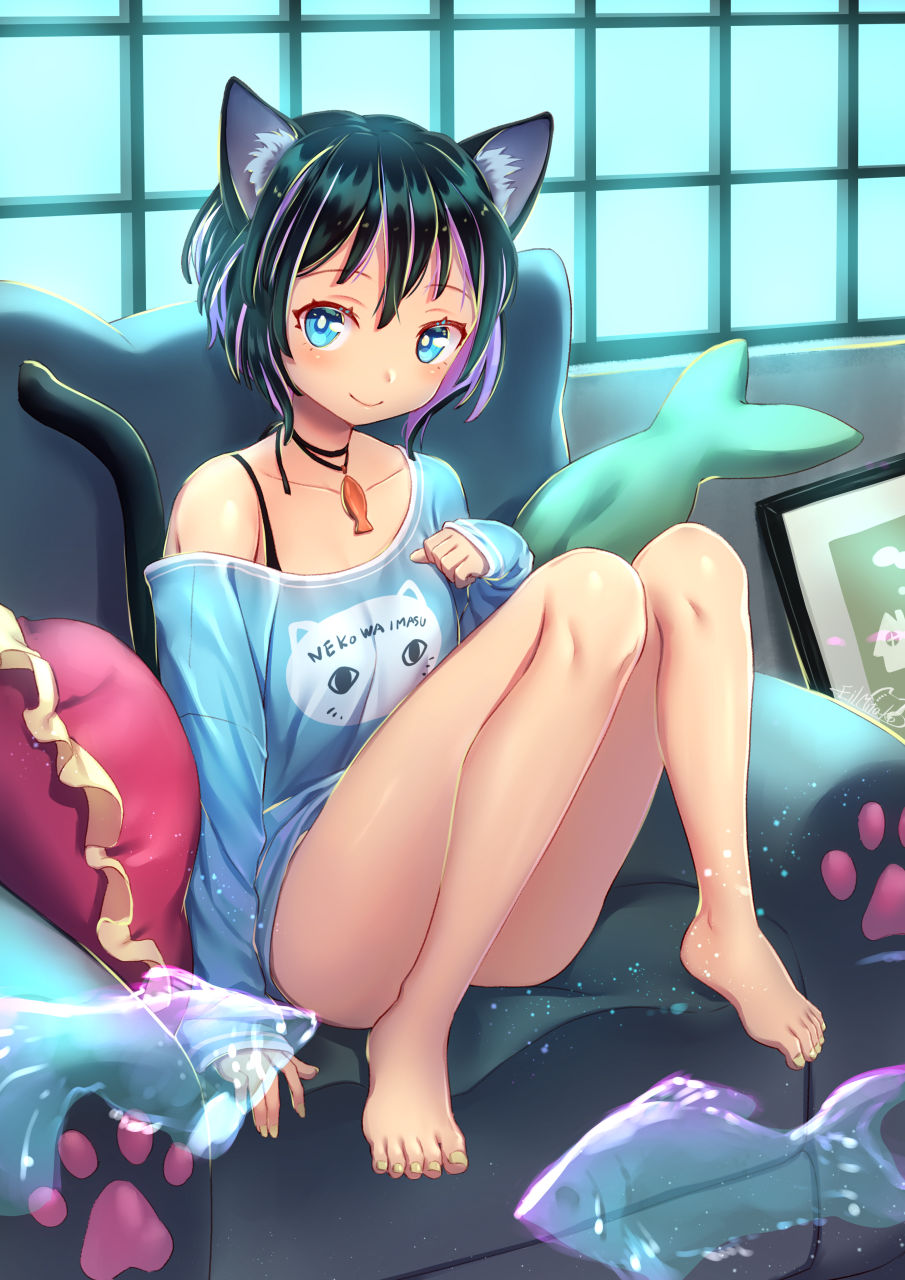 1girl, animal_ears, aqua_eyes, armchair, bare_legs, cat_ears, chair, highres, jewelry, mitake_eiru, multicolored_hair, nail_polish, necklace, original, pillow, shirt, sitting, toenail_polish, two-sided_hair, two-tone_hair
