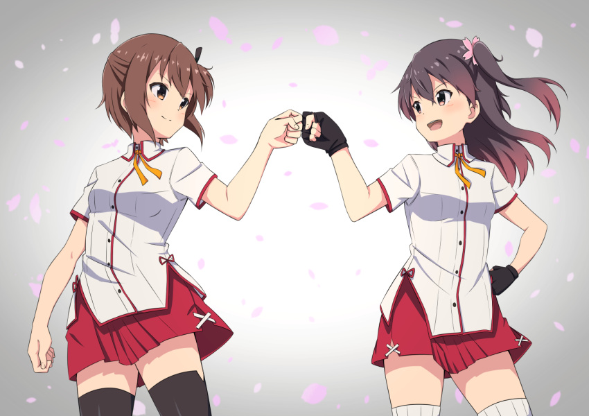 2girls, :d, asakura_mihono, black_gloves, black_legwear, brown_eyes, brown_hair, closed_mouth