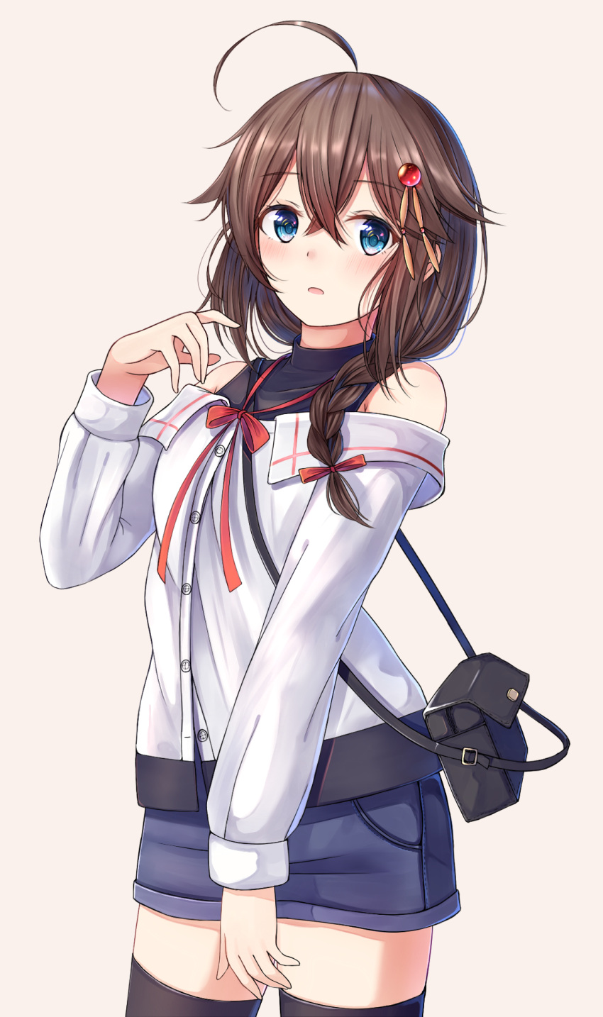 1girl, ahoge, bag, bangs, bare_shoulders, beige_background, black_legwear, black_shirt