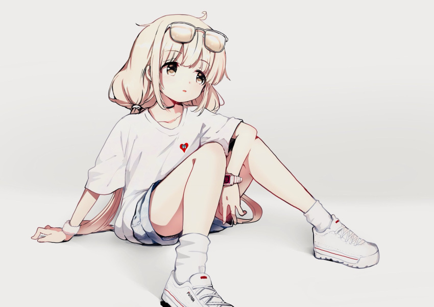 1girl, between_legs, black_choker, blue_shorts, brown_eyes, brown_hair, choker, collarbone