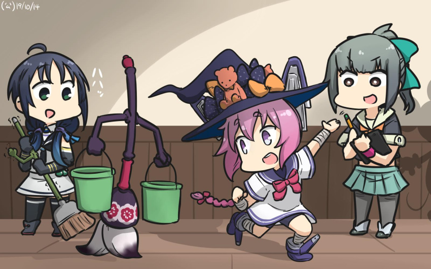 2others, 3girls, abigail_williams_(fate/grand_order), abigail_williams_(fate/grand_order)_(cosplay), beige_sailor_collar, bike_shorts, black_gloves, black_headwear, black_legwear, black_shirt, blue_hair, bow, braid, broom, bucket, clipboard, commentary_request, cosplay, crossover, dated, diomedea, disney, dress, elbow_gloves, fantasia, fate/grand_order, fate/stay_night, fate_(series), gloves, green_eyes, green_skirt, grey_hair, hair_bow, half_gloves, hamu_koutarou, hat, headgear, highres, indoors, kadokawa_games, kantai_collection, loli, long_hair, low_twintails, mickey_mouse_(series), multiple_girls, multiple_others, nenohi_(kantai_collection), o_o, open_mouth, pantyhose, pink_hair, pleated_skirt, ponytail, sailor_collar, sailor_dress, school_uniform, serafuku, shadow, shirt, single_braid, skirt, sleeveless, sleeveless_shirt, standing, suzukaze_(kantai_collection), tank_top, teddy_bear, twintails, type-moon, ufotable, violet_eyes, witch_hat, yuubari_(kantai_collection)