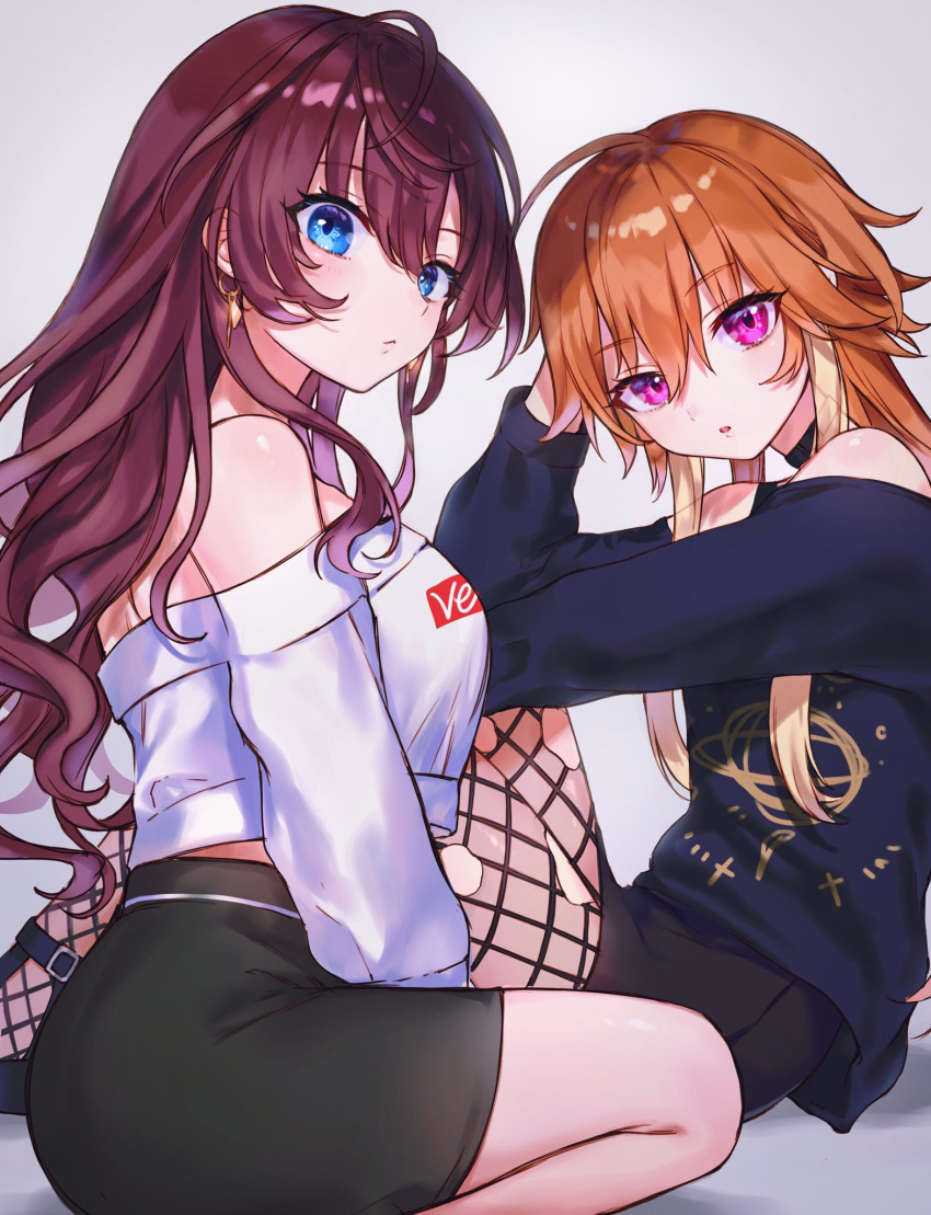2girls, ahoge, bare_shoulders, blonde_hair, blue_eyes, brown_hair, choker, clothes_writing