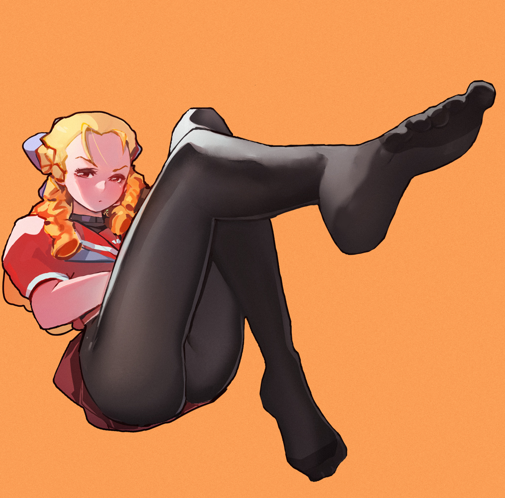 1girl, black_choker, black_legwear, blonde_hair, blue_bow, bow, brown_eyes, choker
