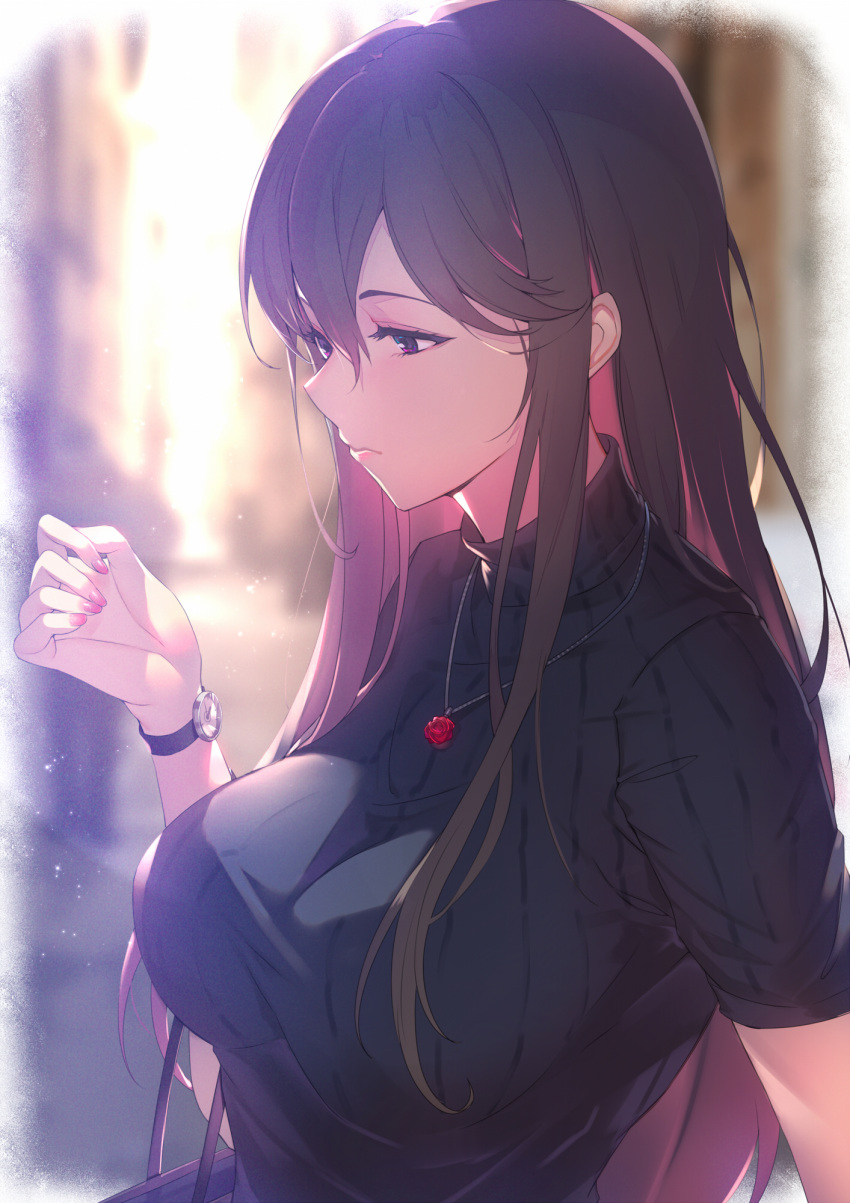 1girl, bangs, black_sweater, blurry, blurry_background, breasts, brown_hair, closed_mouth, expressionless, flower, flower_necklace, granblue_fantasy, hand_up, highres, jewelry, kakage, large_breasts, long_hair, looking_at_watch, multicolored_hair, nail_polish, necklace, pink_hair, red_neckwear, rosetta_(granblue_fantasy), short_sleeves, solo, solo_focus, sunlight, sweater, turtleneck, upper_body, vignetting, violet_eyes, waiting, watch