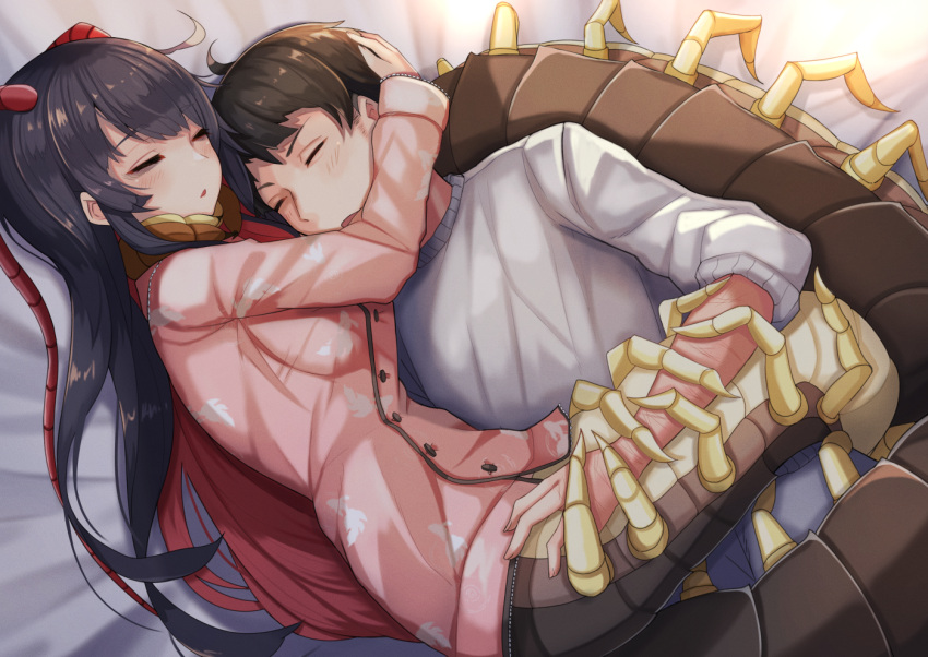 1boy, 1girl, animal_print, antennae, bags_under_eyes, bangs, bed_sheet, black_hair, blush, breasts, brown_hair, centipede_girl, closed_eyes, commentary_request, constriction, emukae_kaede_(plan), eyebrows_visible_through_hair, fish_print, hug, insect_girl, long_hair, medium_breasts, monster_girl, multicolored_hair, multiple_legs, original, pajamas, parted_lips, pink_pajamas, plan_(planhaplalan), print_pajamas, redhead, scratches, short_hair, sidelocks, sleeping, sweater, two-tone_hair, white_sweater
