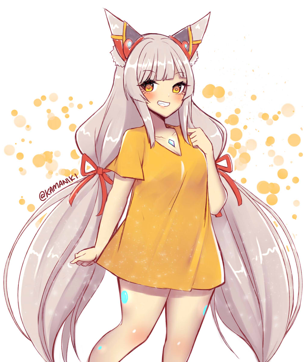 1girl, animal_ears, bare_legs, breasts, grin, highres, kamaniki, long_hair