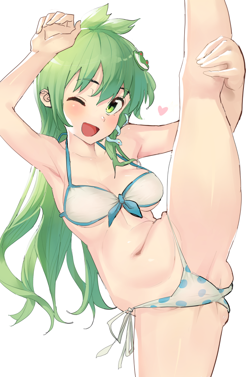 1girl, antenna_hair, arm_up, bikini, commentary_request, cowboy_shot, frog_hair_ornament, green_eyes