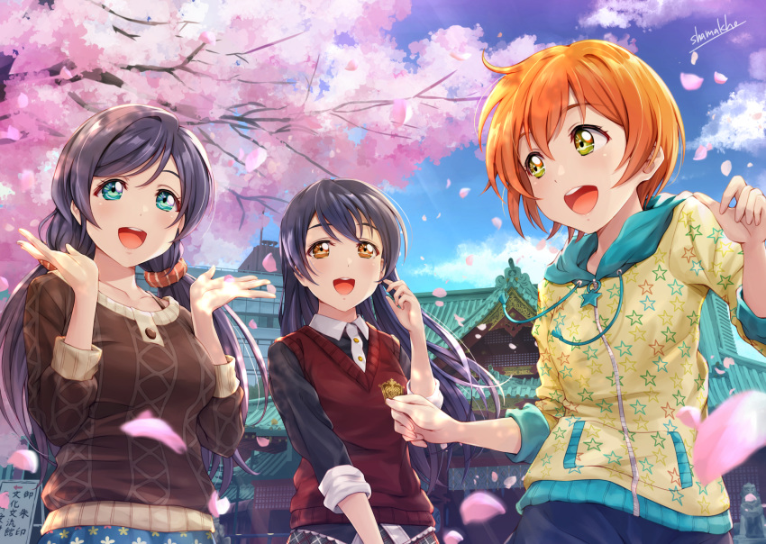 3girls, artist_name, bangs, blue_hair, cherry_blossoms, commentary_request, green_eyes, hair_between_eyes