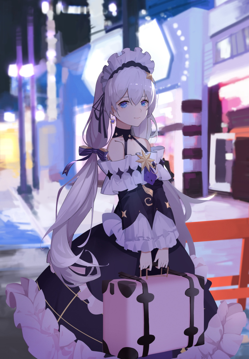 1girl, alternate_costume, alternate_hairstyle, bare_shoulders, black_choker, black_ribbon, blue_eyes, blurry