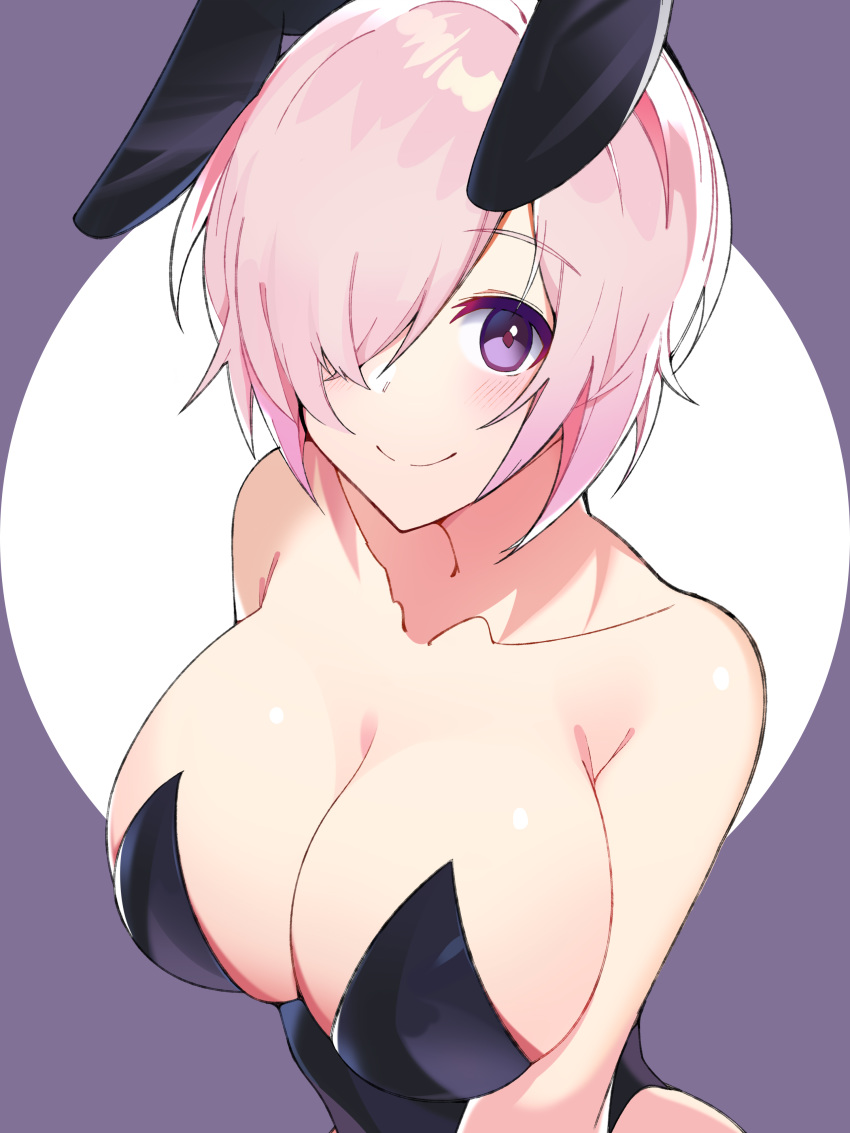 1girl, absurdres, animal_ears, bangs, bare_arms, bare_shoulders, black_leotard, blush, breasts, bunnysuit, collarbone, commentary_request, eyebrows_visible_through_hair, fate/grand_order, fate_(series), highres, large_breasts, lavender_hair, leotard, looking_at_viewer, mash_kyrielight, ookura_(karattooo), rabbit_ears, smile, solo, strapless, strapless_leotard, violet_eyes