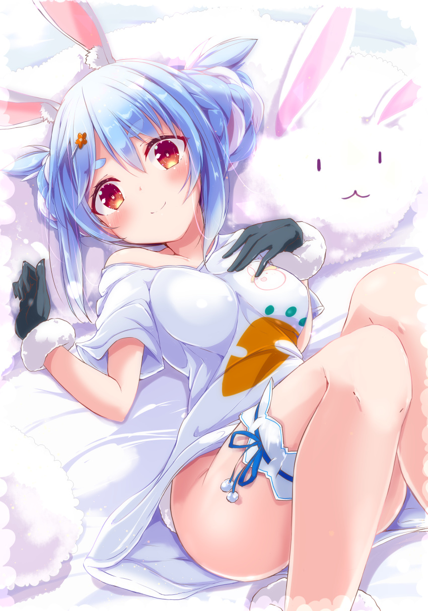 1girl, absurdres, alternate_hairstyle, animal_ear_fluff, animal_ears, aqua_hair, bare_legs, black_gloves