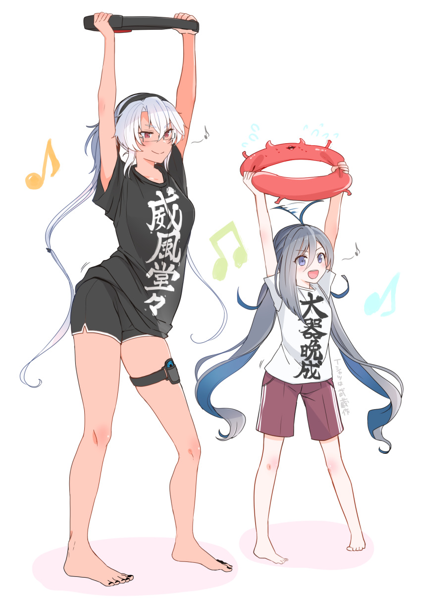 2girls, ahoge, ahoge_wag, alternate_costume, bangs, barefoot, black_shirt, black_shorts