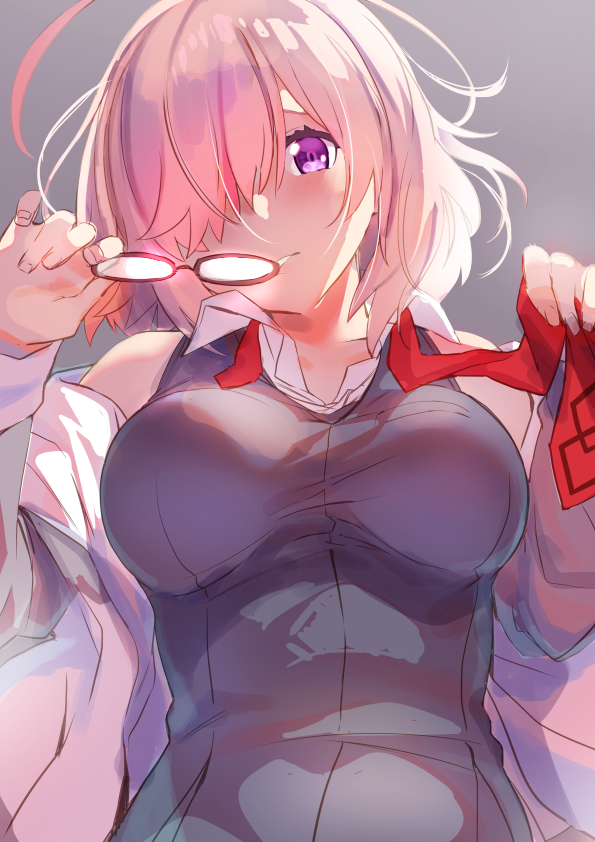1girl, breasts, closed_mouth, commentary_request, eyewear_removed, fate/grand_order, fate_(series), glasses