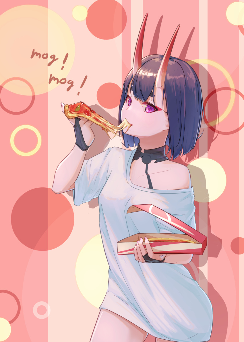 1girl, breasts, bridal_gauntlets, cheese_trail, collarbone, eating, eyeliner, fate/grand_order