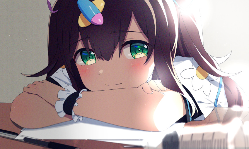 1girl, blush, crossed_arms, green_eyes, hanamori_healthy, highres, long_hair, looking_at_viewer