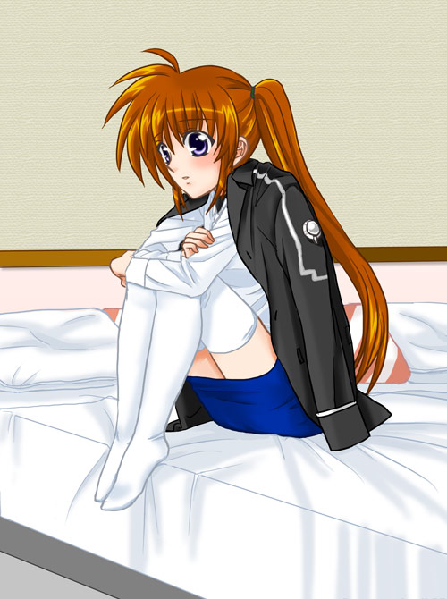 hachi_(hachikai), knee_hug, leg_hug, mahou_shoujo_lyrical_nanoha, mahou_shoujo_lyrical_nanoha_strikers, takamachi_nanoha, thigh-highs, thighhighs