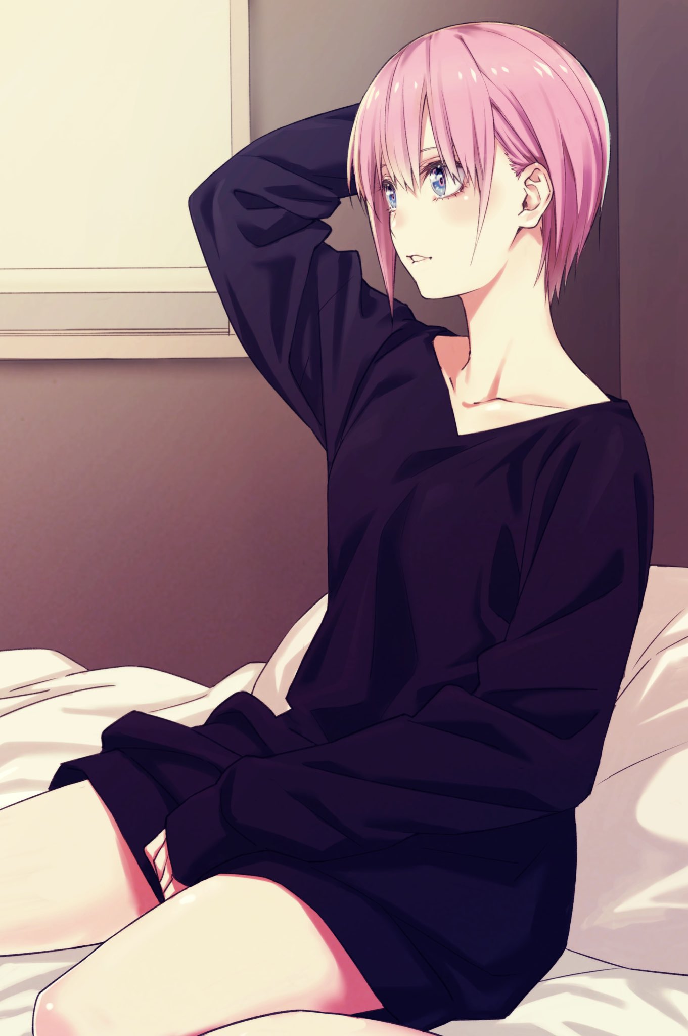asymmetrical_hair, black_shirt, blue_eyes, collarbone, go-toubun_no_hanayome, highres, k_utao, lips