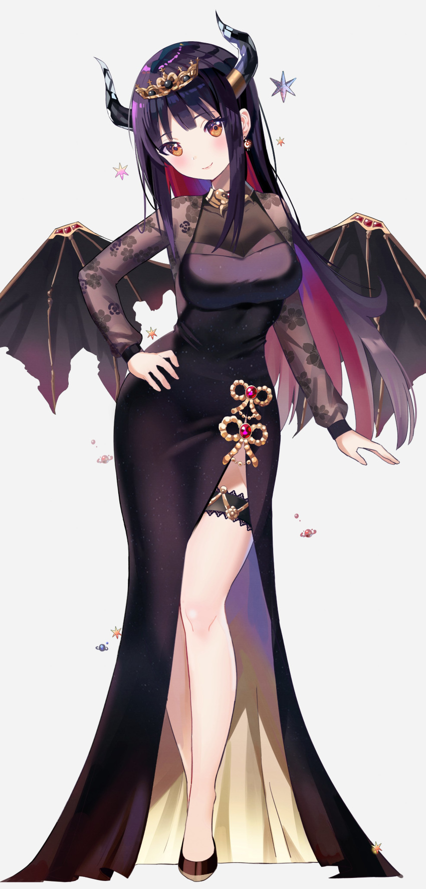 1girl, absurdres, bangs, black_dress, black_footwear, black_hair, black_horns, blush, breasts, commentary, demon_rhons, demon_wings, dress, earrings, floral_print, gem, highres, horns, jewelry, kongya, large_breasts, long_hair, long_sleeves, looking_at_viewer, multicolored_hair, original, redhead, shoes, simple_background, smile, solo, torn_wings, white_background, wings