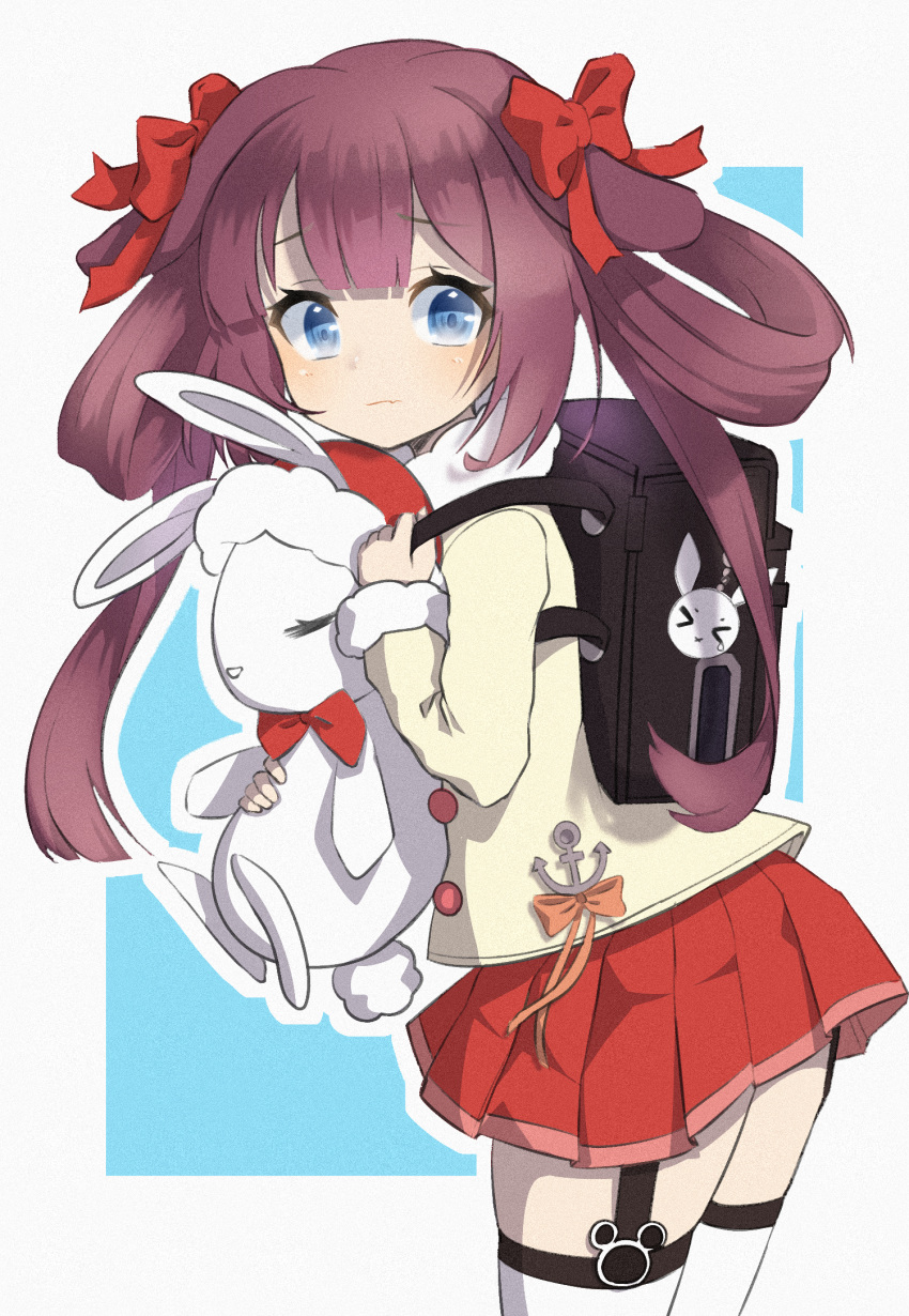 >_<, 1girl, anchor_symbol, azur_lane, backpack, bag, bag_charm, bangs